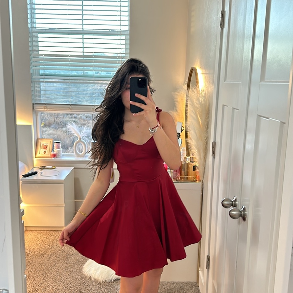 B Darlin Red dress elegant mini
